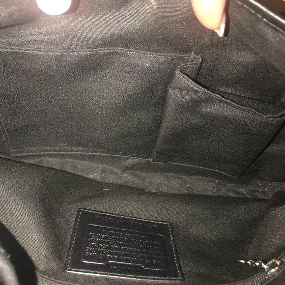 Black signature coach purse - Picture 5 of 6
